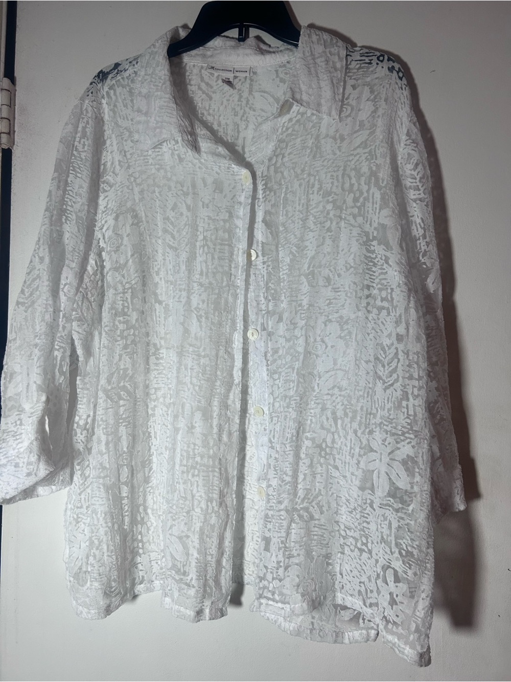 J M Collection Size 22W White Lace Burton Tab roll Sleeve Top